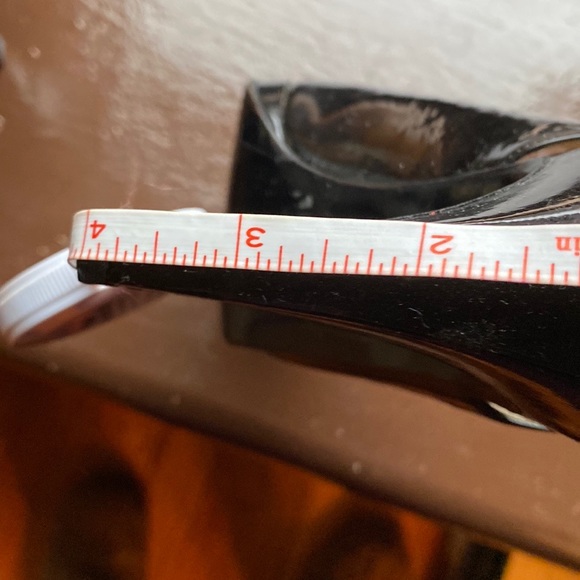 Renee Mancini Sling back black patent and bone size 71/2 - Picture 3 of 6